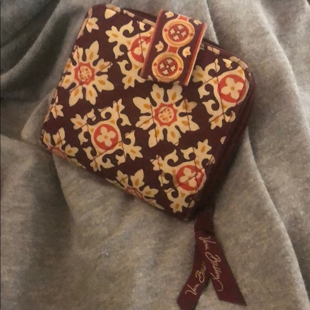 Ver Bradley food/snap wallet